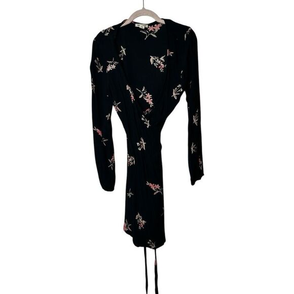 Billabong Navy Blue Floral Mini Wrap Dress Size S Vacation Gauzy Summer Spring - Picture 1 of 7